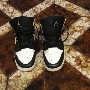 Jordan’s pink and white size 4,5y 23.5cm